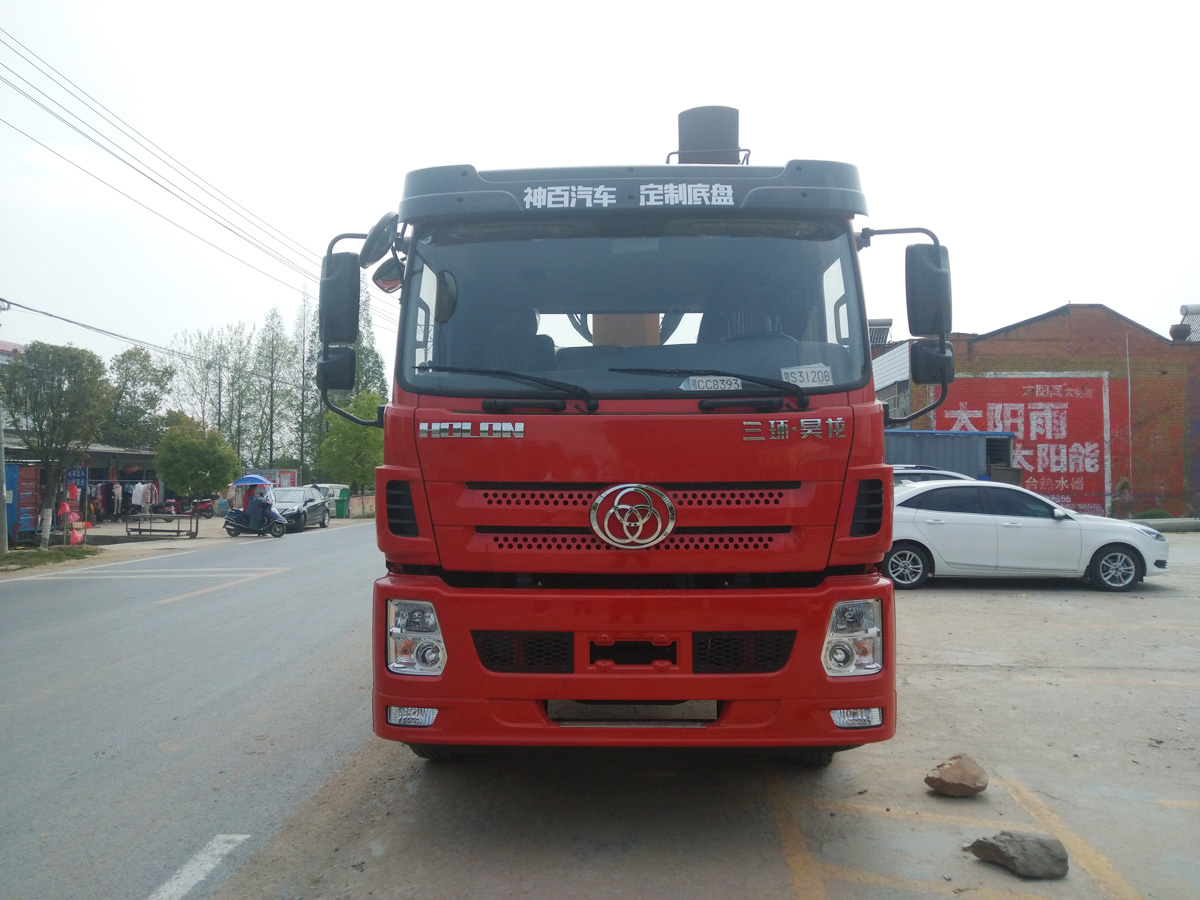 國(guó)六三環(huán)T280昊龍駕駛室后雙橋上裝徐工14噸直臂式吊機(jī)隨車(chē)吊