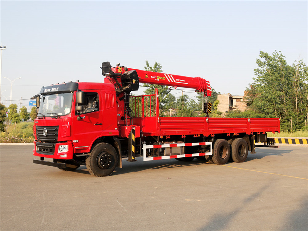 東風華神F5后八輪上裝三一12噸4節(jié)臂